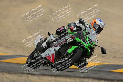 media/Jan-14-2023-SoCal Trackdays (Sat) [[497694156f]]/Turn 12 (120pm)/